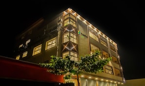 Exterior - Treebo Jaguar Comforts, 3 Kms From Mahatma Gandhi Park (Chikkamagaluru)