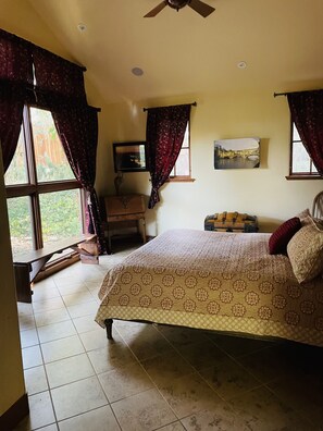 1 chambre, fer et planche Ă repasser, Wi-Fi, draps fournis