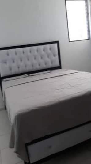 3 chambres, Wi-Fi gratuit, draps fournis