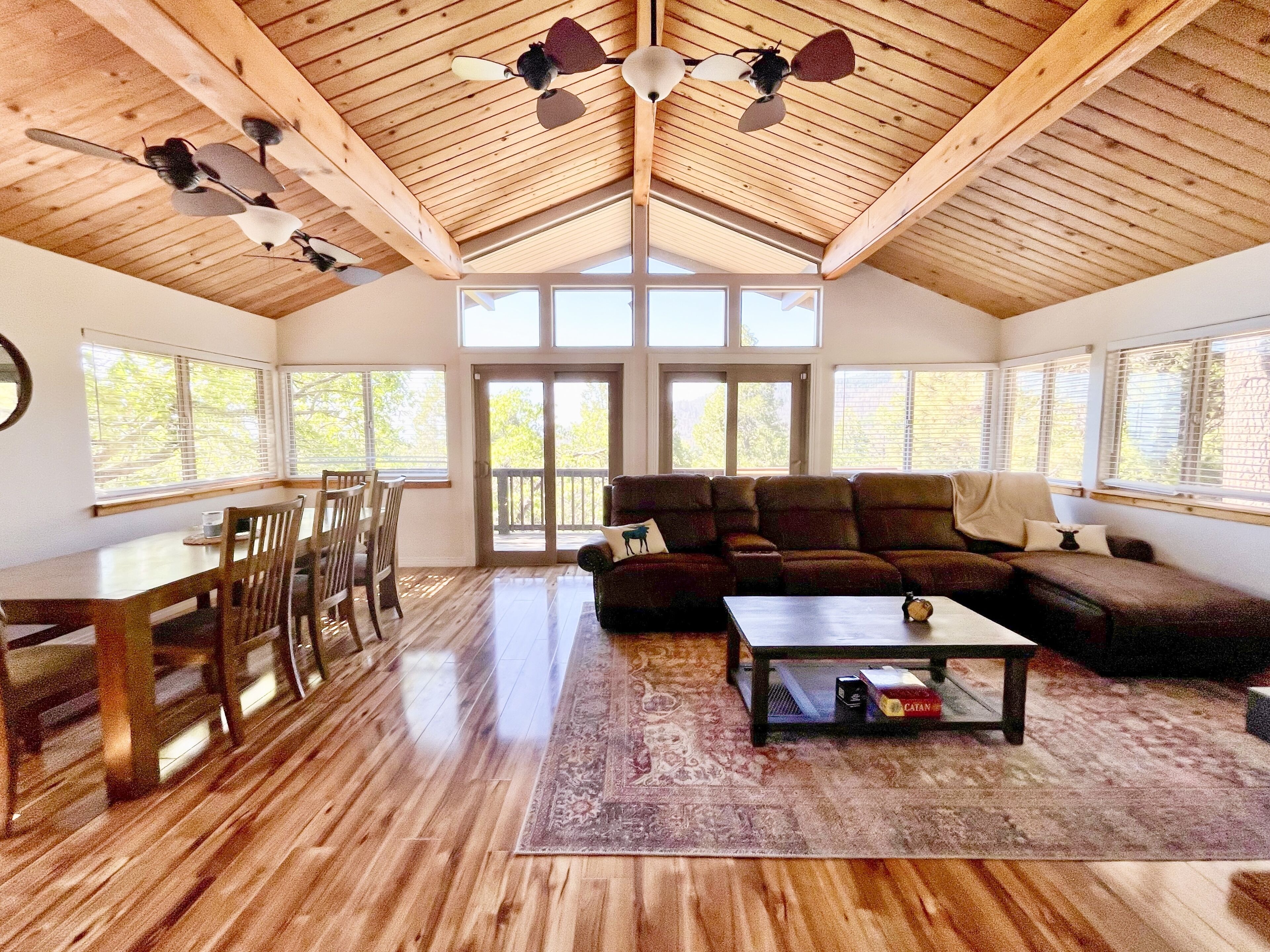 Southern Sierra Serenity Retreat: Relaxation meets Adventure!