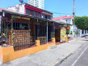 Ngoại thất