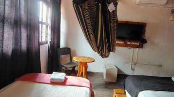 Basic Suite, 1 Bedroom | 1 bedroom, iron/ironing board, free WiFi, bed sheets