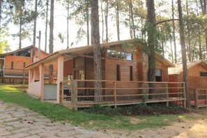 标准木屋 | 免费 WiFi、床单