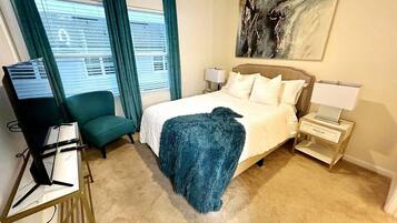 3 Schlafzimmer, Schreibtisch, Bügeleisen/Bügelbrett, WLAN