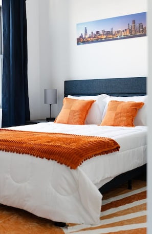 1 habitación, escritorio, tabla de planchar con plancha y wifi