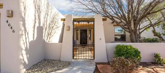 Las Cruces Southwest Charm with Pool, Hot Tub & Mountain Views