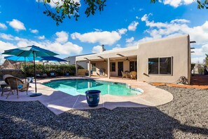 Outdoor pool - Southwest Oasis with Pool & Views (Las Cruces)