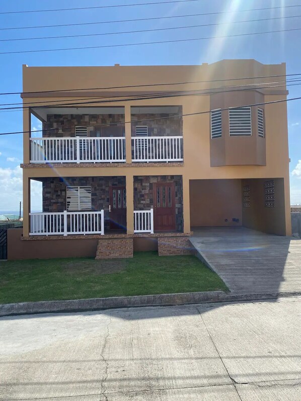 Exterior - Cozy Studio Room with Private Entrance Buckley's
(Basseterre)