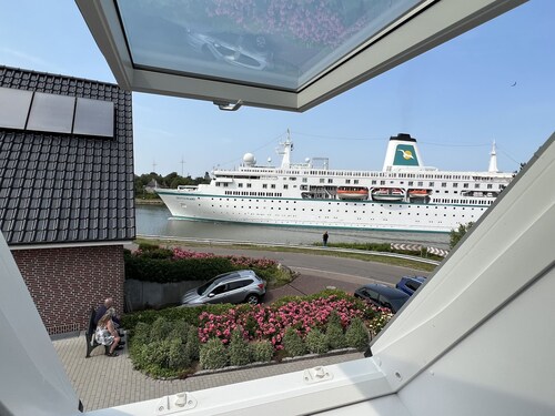 Ferienwohnung (Obergeschoss) „Haus Ankerplatz“ am Nord - Ostsee - Kanal (NOK)