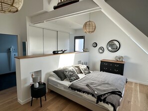 4 Schlafzimmer, Bügeleisen/Bügelbrett, Reisekinderbett, kostenloses WLAN