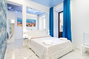 Minibar, individually decorated, desk, blackout drapes - Palazzo Bellini (Catania)