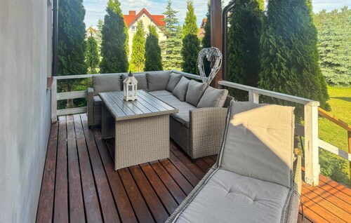 Gorgeous home in Rybical with WiFi
