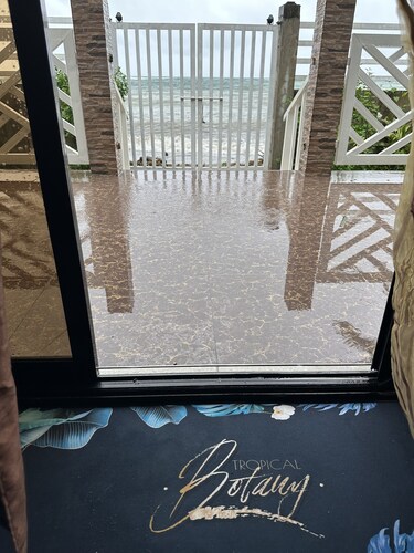 with magnificent Beach view  and sunsets at Busaran, Sablayan, Occ. Mindoro