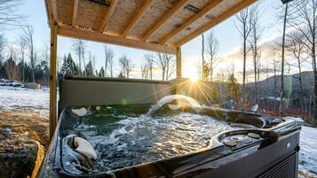 Bain à remous extérieur