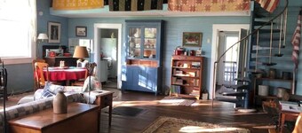 Ann’s Schoolhouse