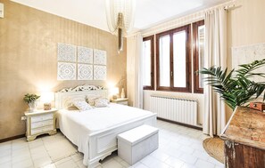 3 bedrooms, travel cot, free WiFi