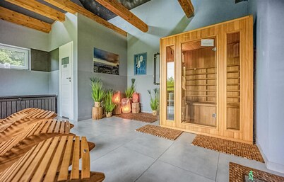 Awesome home in Taszów with sauna
