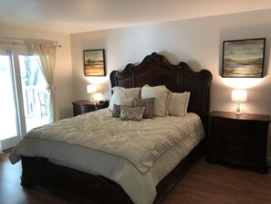 5 室のベッドルーム、WiFi、ベッドシーツ