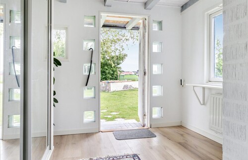4 bedroom lovely home in Löderup