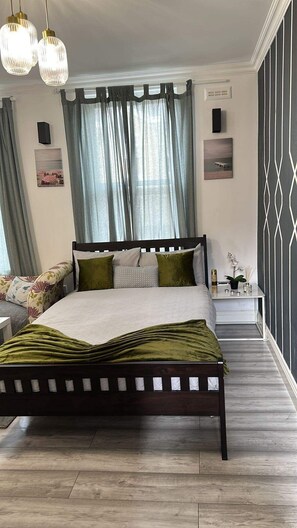 1 bedroom, iron/ironing board, WiFi, bed sheets