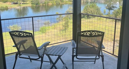 Hill Country / Lake Buchanan / Spider Mountain / Highland Lakes Getaway