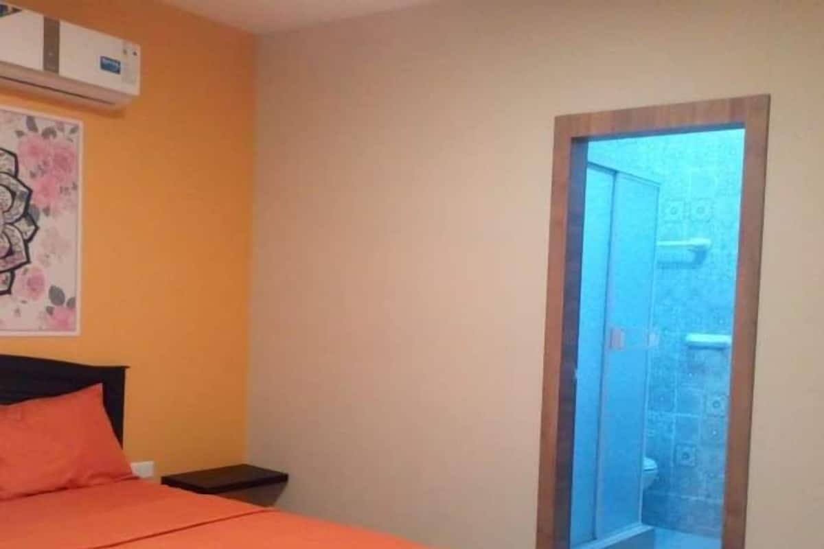 Single Room | Free WiFi