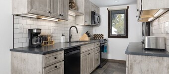 Meadow View on Golf Course