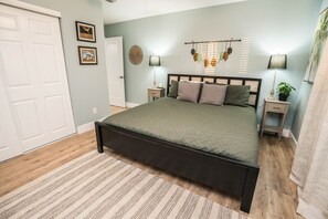 4 dormitorios, tabla de planchar con plancha, wifi y ropa de cama