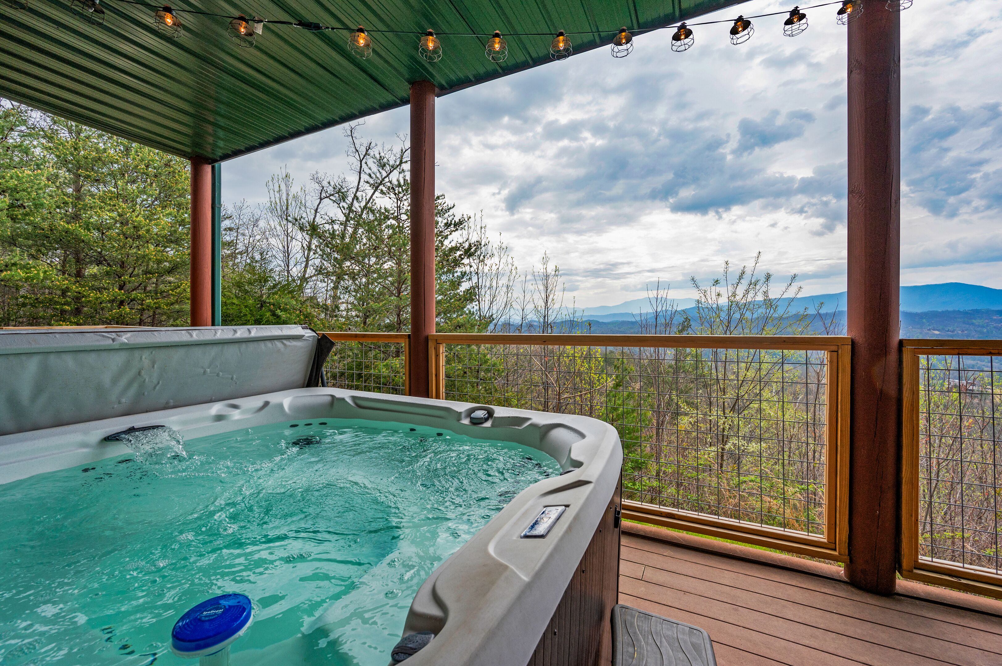 مغطس سبا خارجي