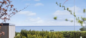 Nice home in Juelsminde with kitchen