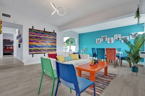 Interior - Sunset Serenity: Your Fort Lauderdale Retreat (Fort Lauderdale)