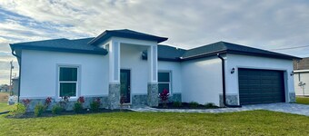 Your Cozy Corner in Cape Coral