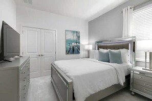 10 chambres, fer et planche à repasser, lit parapluie, Wi-Fi