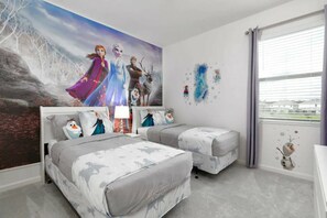 10 bedrooms, iron/ironing board, travel cot, WiFi