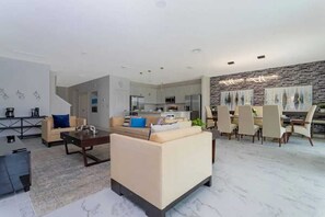 TV - 10BD Bella Vida House Private Pool (BV 287) (Kissimmee)