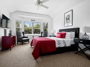 6 dormitorios, escritorio, tabla de planchar con plancha y wifi