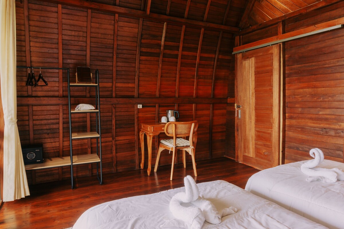 ดีลักซ์วิลล่า, วิวภูเขา | 1 ห้องนอน, ตู้นิรภัยในห้องพัก, โต๊ะทำงาน, พื้นที่ทำงานแบบใช้แล็ปท็อป