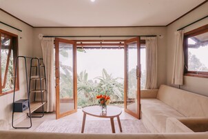 Deluxe Villa, 1 Bedroom | Living area