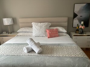 4 Schlafzimmer, Bügeleisen/Bügelbrett, Reisekinderbett, kostenloses WLAN