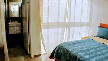 1 camera, ferro/asse da stiro, Wi-Fi gratuito, lenzuola