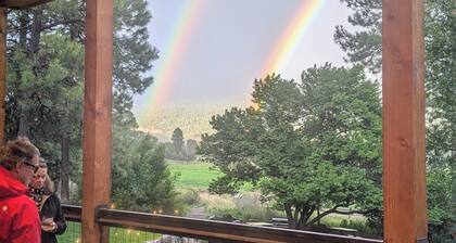 New Listing, Premier Host, Historic Cabin newly remodeled, private, quiet, CLEAN