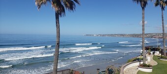 3 bedroom oceanfront villa - large terrace, pool, jacuzzi, fire pit, bbq & beach