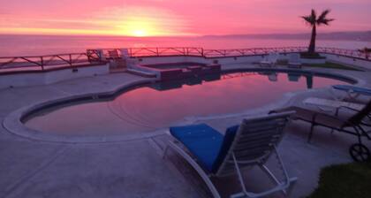 3 bedroom oceanfront villa - large terrace, pool, jacuzzi, fire pit, bbq & beach