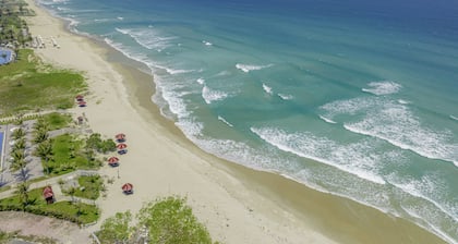 Ocean Waves Resort Cam Ranh