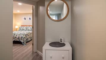 1 chambre, fer et planche Ă repasser, Wi-Fi, draps fournis