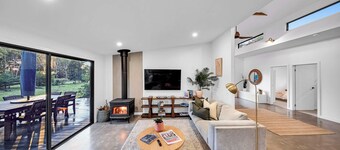 Escape to a unique house located in the world-renowned surf spot of Bells Beach!