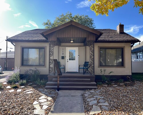 Adventure All Day & Relax in the Private Hot Tub, Games, BBQ & Cozy Fireplace!