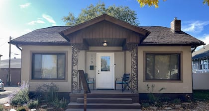 Adventure All Day & Relax in the Private Hot Tub, Games, BBQ & Cozy Fireplace!