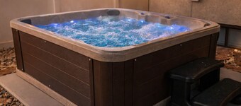 Adventure All Day & Relax in the Private Hot Tub! Huge Kitchen & Room to Gather!