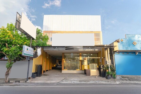 Exterior - OYO Life 3003 Wisma Handayani Syariah (Wonosari)